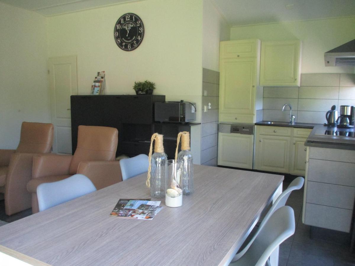 Comfortabel Vakantiehuis Aan Zee En Meer ! Kamperland Ngoại thất bức ảnh