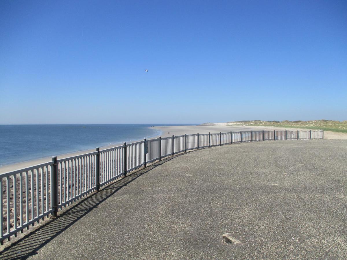 Comfortabel Vakantiehuis Aan Zee En Meer ! Kamperland Ngoại thất bức ảnh